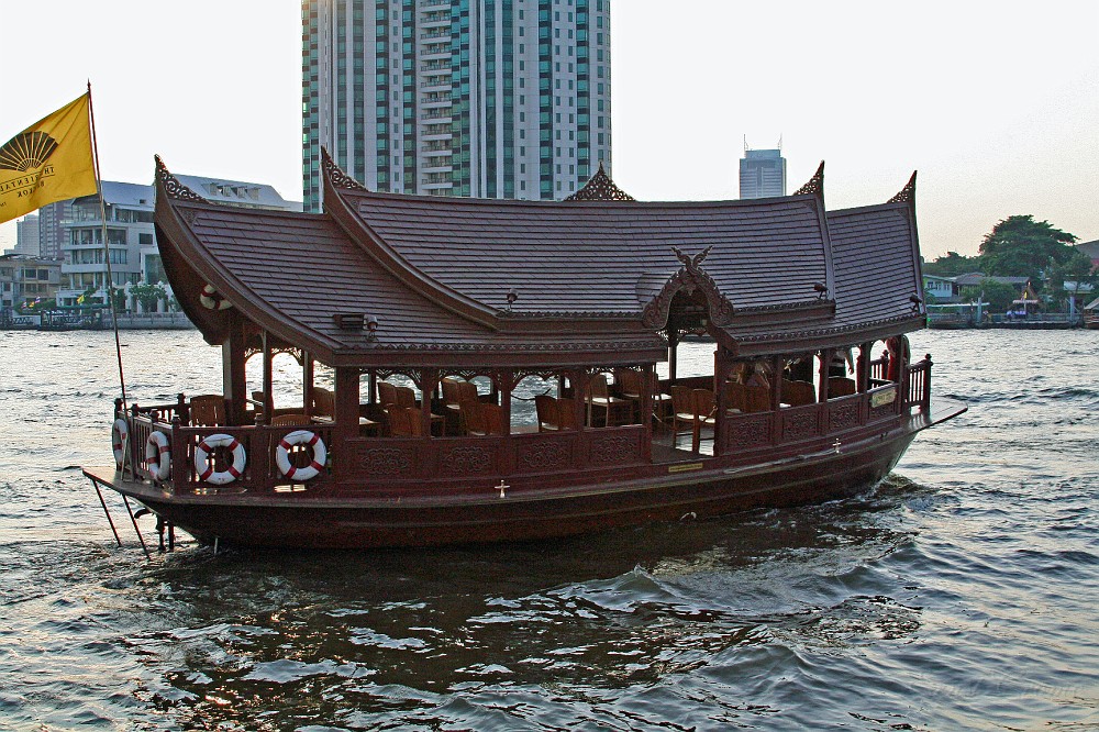 IMG_4421.JPG - Hotelshuttle in Bangkok